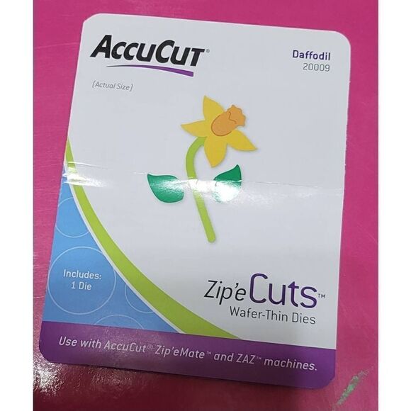 Accucut Wafer Thin Flowers Die Set - Picture 1 of 4